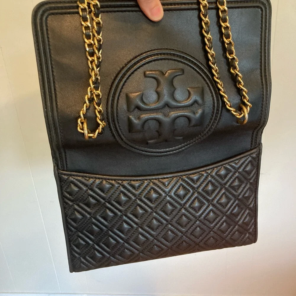 Tory Burch Fleming Convertible Shoulder Bag - Black Leather